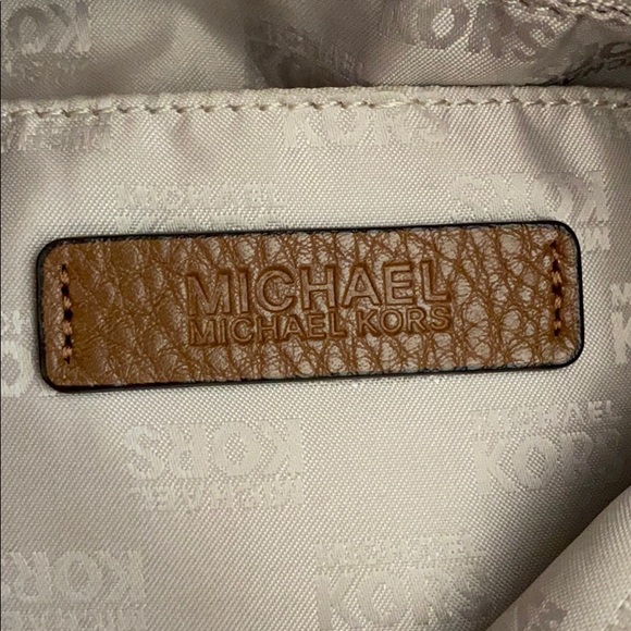 Michael Kors purse - Picture 3 of 3